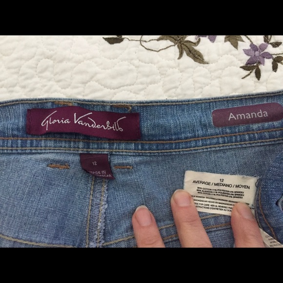 Jeans - Picture 3 of 3